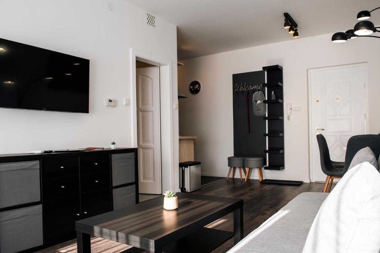 Anavrin Apartman Free Parking Apartment Pecs Bagian luar foto