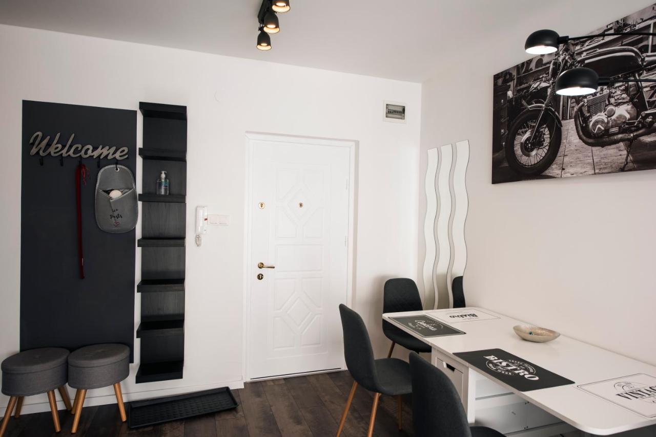 Anavrin Apartman Free Parking Apartment Pecs Bagian luar foto